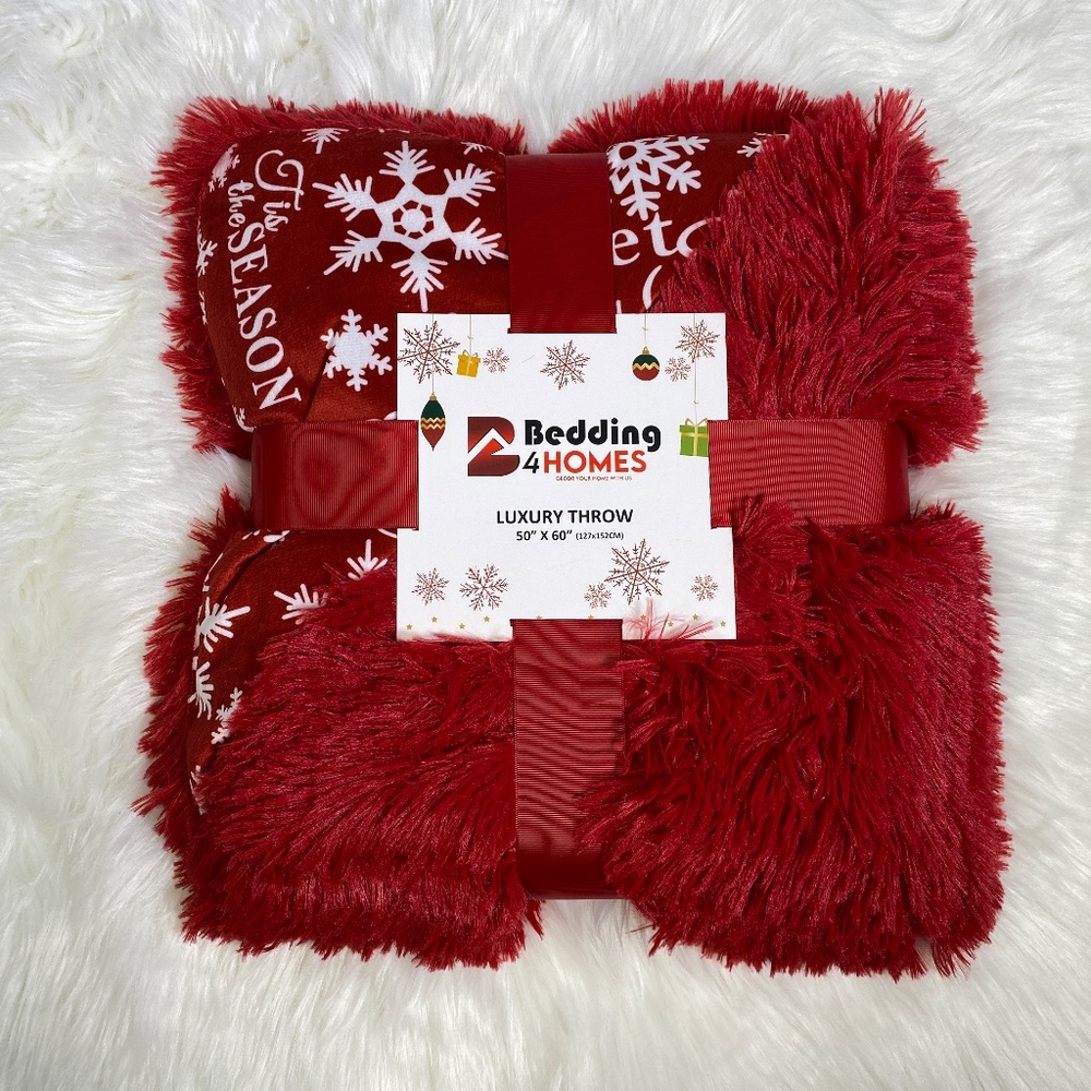 ✨FINAL STOCK✨Red & White Snowflakes Faux Fur Sherpa